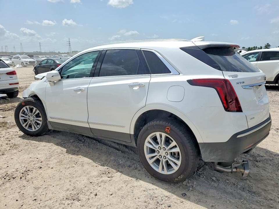 2025 CADILLAC XT5 LUXURY 2