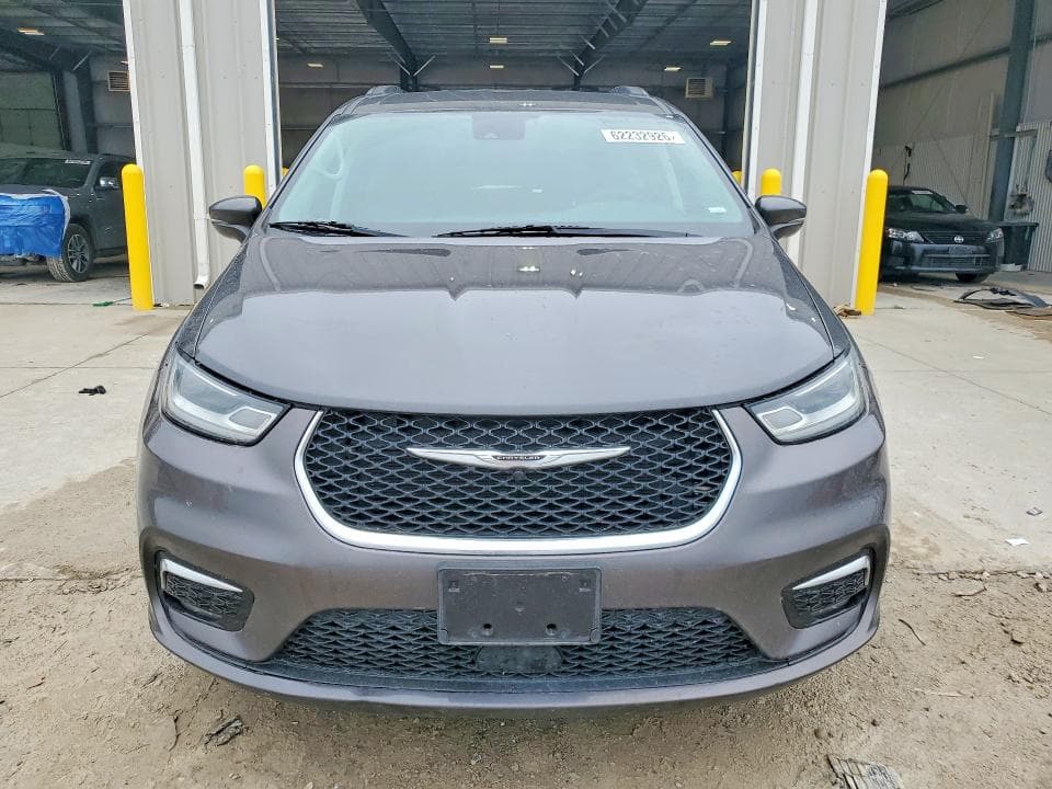 2022 CHRYSLER PACIFICA TOURING L 5