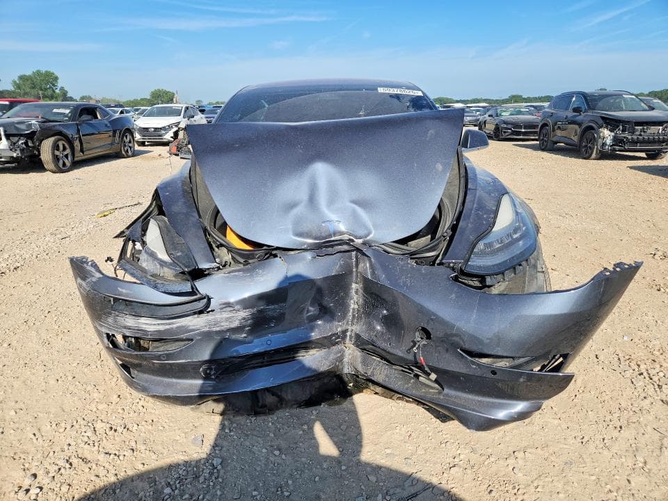 2018 TESLA MODEL 3 5