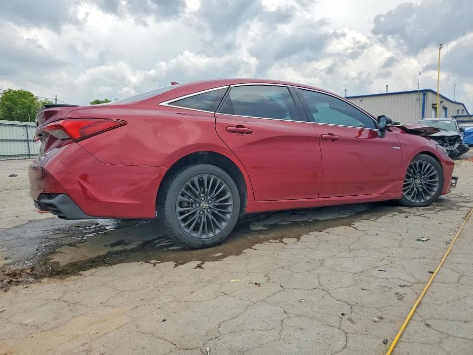 2021 TOYOTA AVALON XSE 3