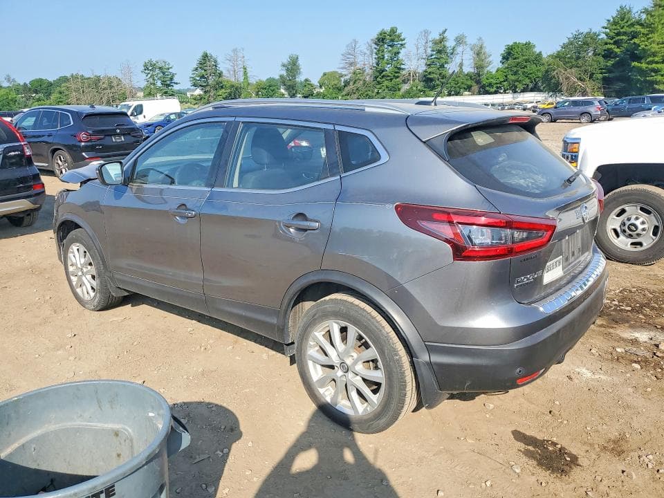 2021 NISSAN ROGUE SPORT SV 2