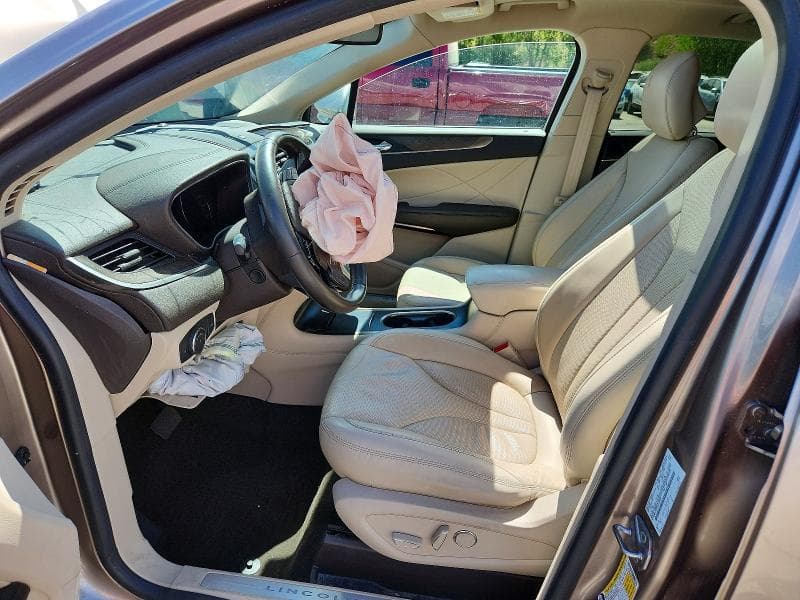 2019 LINCOLN MKC RESERVE 7