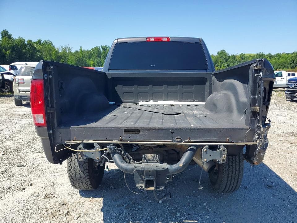 2018 RAM 2500 ST 6