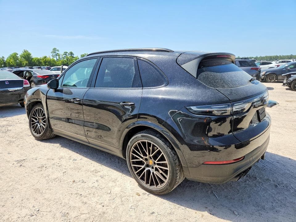 2020 PORSCHE CAYENNE 2