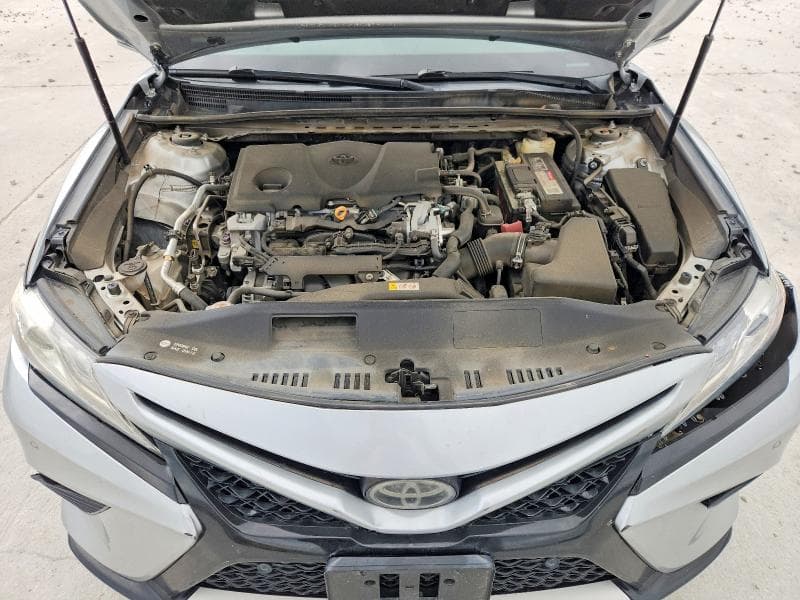 2018 TOYOTA CAMRY XSE 11