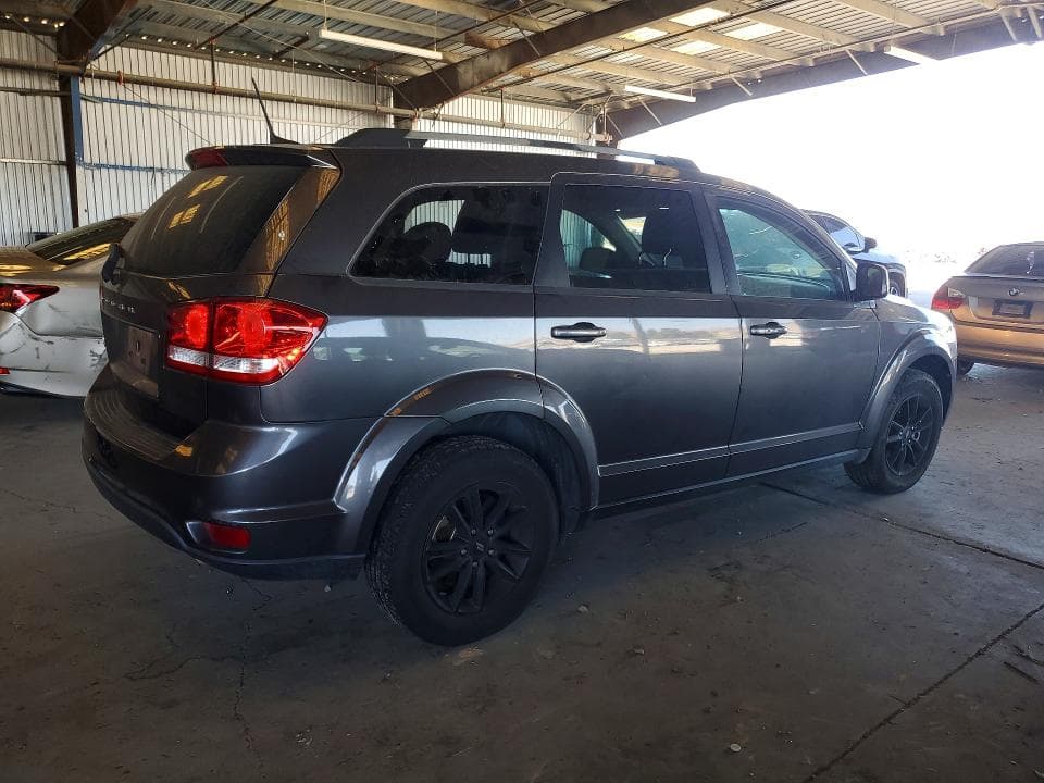 2019 DODGE JOURNEY SE 3
