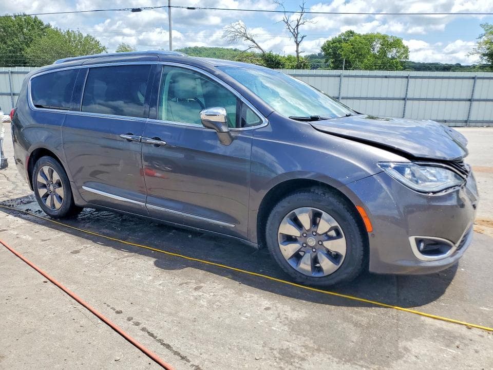 2017 CHRYSLER PACIFICA EHYBRID PLATINUM 4