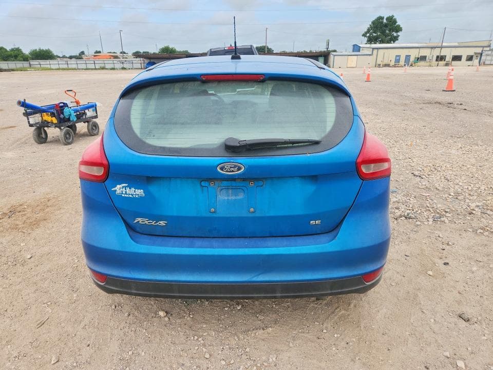 2017 FORD FOCUS SE 6
