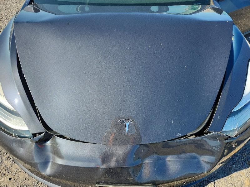 2018 TESLA MODEL 3 11