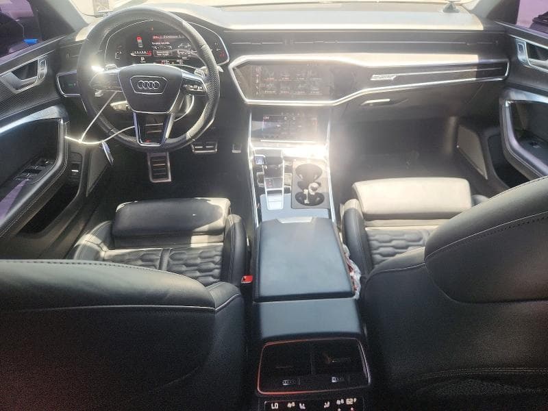 2021 AUDI RS7 8