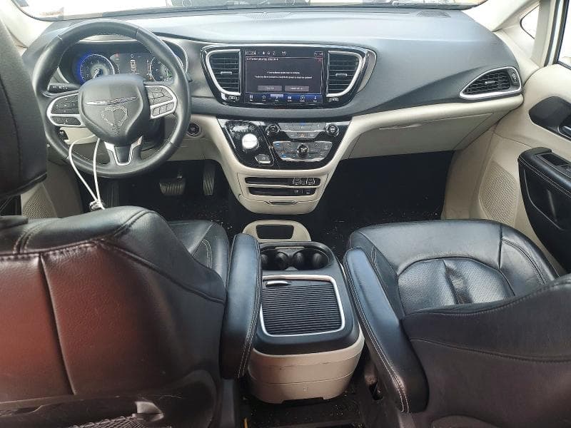 2022 CHRYSLER PACIFICA TOURING L 8
