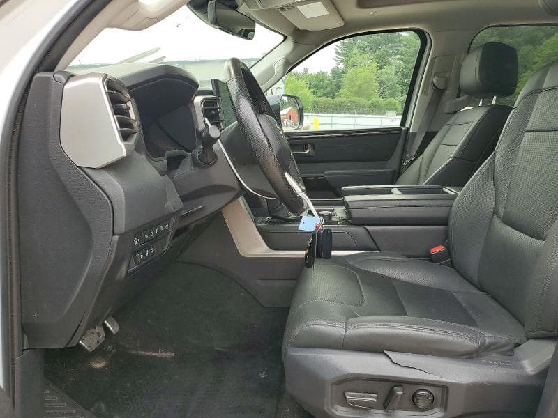 2024 TOYOTA TUNDRA LIMITED 7