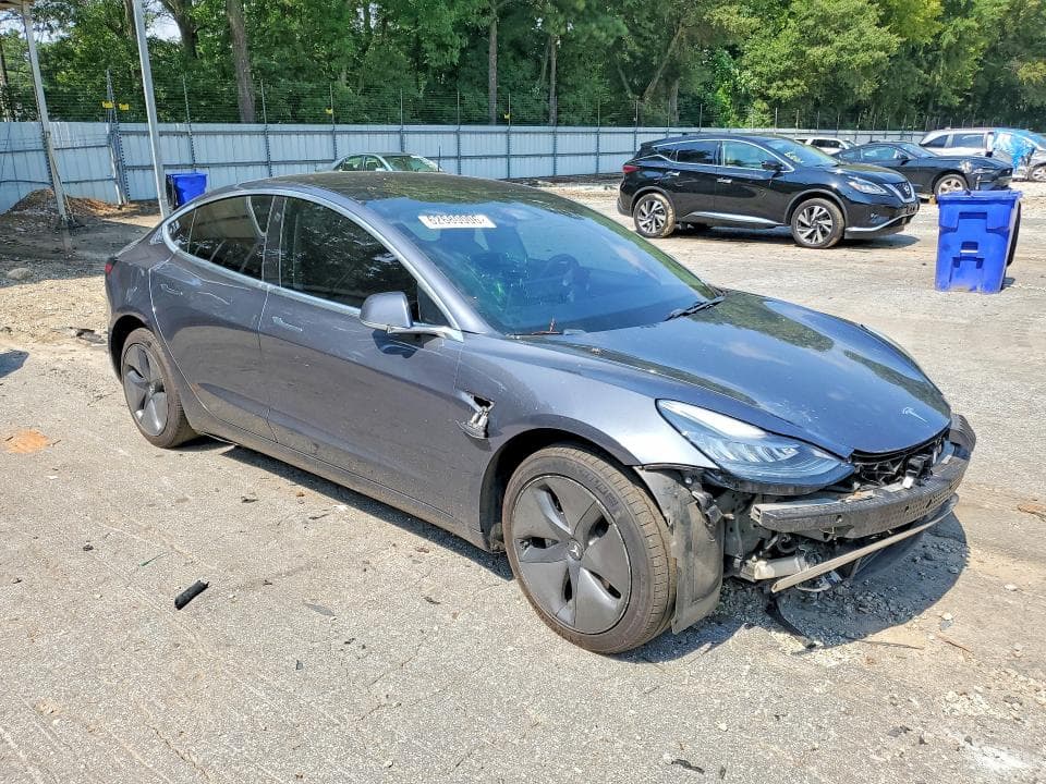 2018 TESLA MODEL 3 4