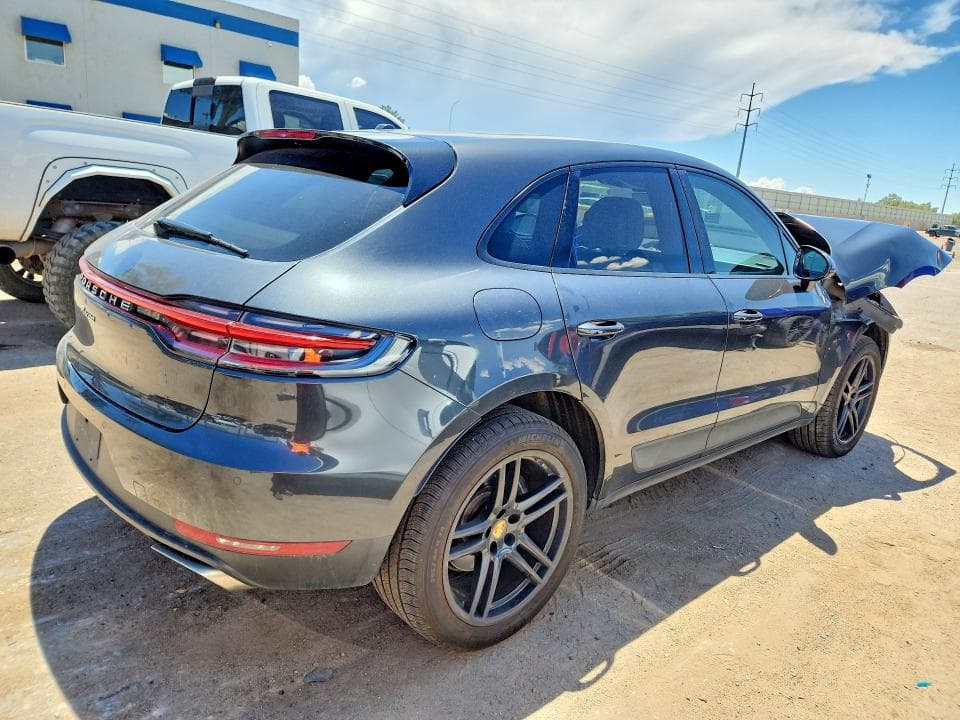 2021 PORSCHE MACAN 3