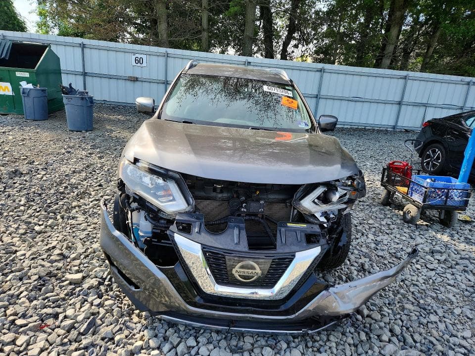 2017 NISSAN ROGUE SL 5