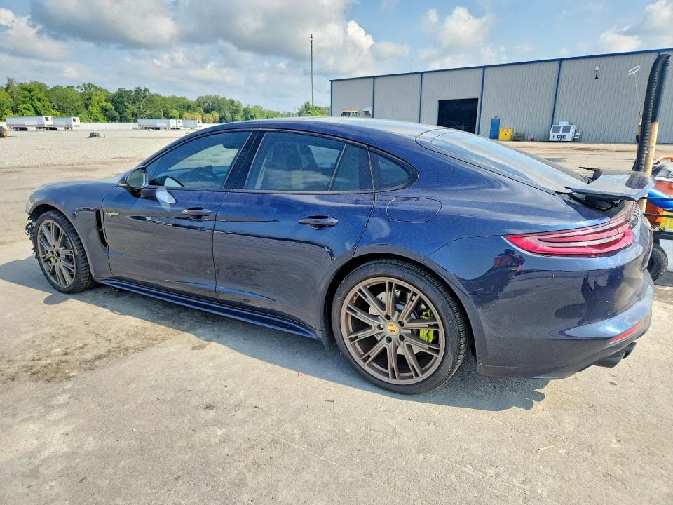 2018 PORSCHE PANAMERA 4 E-HYBRID 2