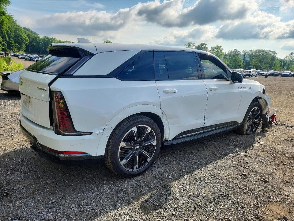 2025 CADILLAC ESCALADE IQ SPORT-2 3