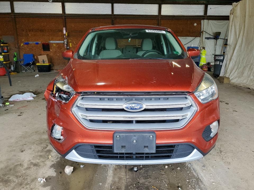 2019 FORD ESCAPE SE 5