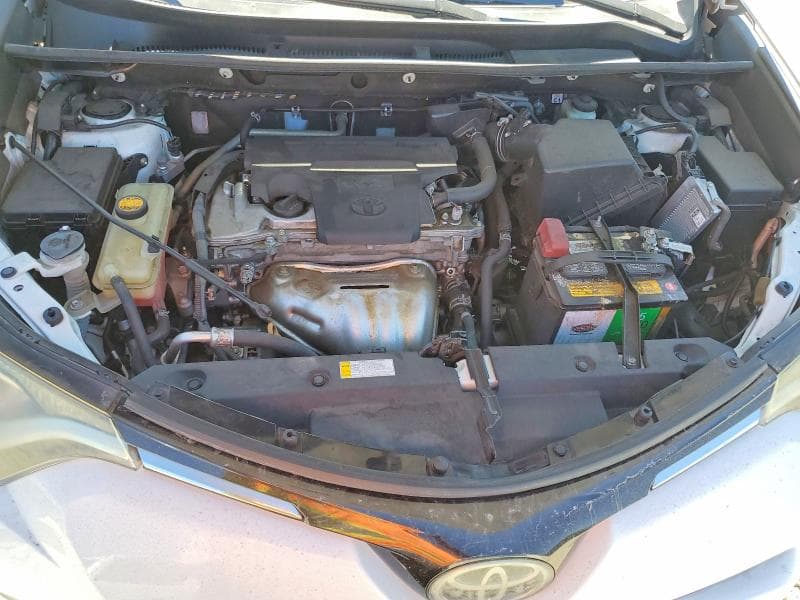 2018 TOYOTA RAV4 LE 12