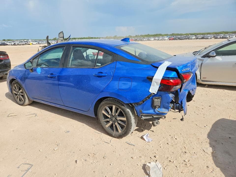 2021 NISSAN VERSA SV 2