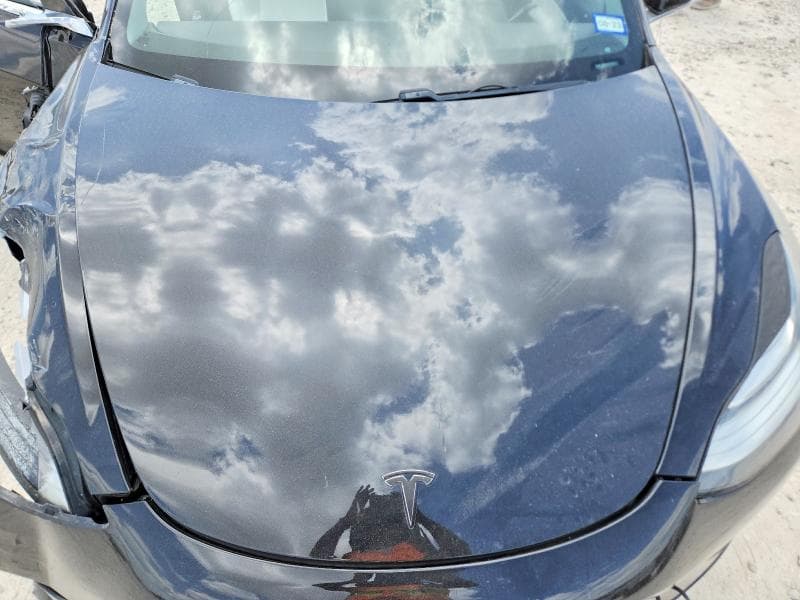 2018 TESLA MODEL 3 11