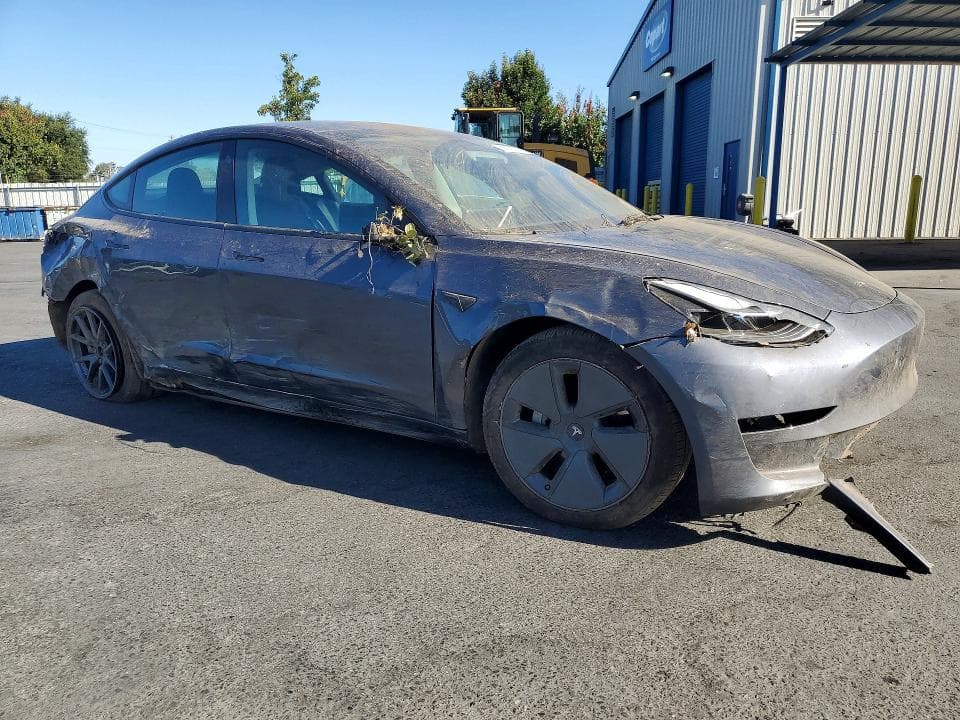 2023 TESLA MODEL 3 4