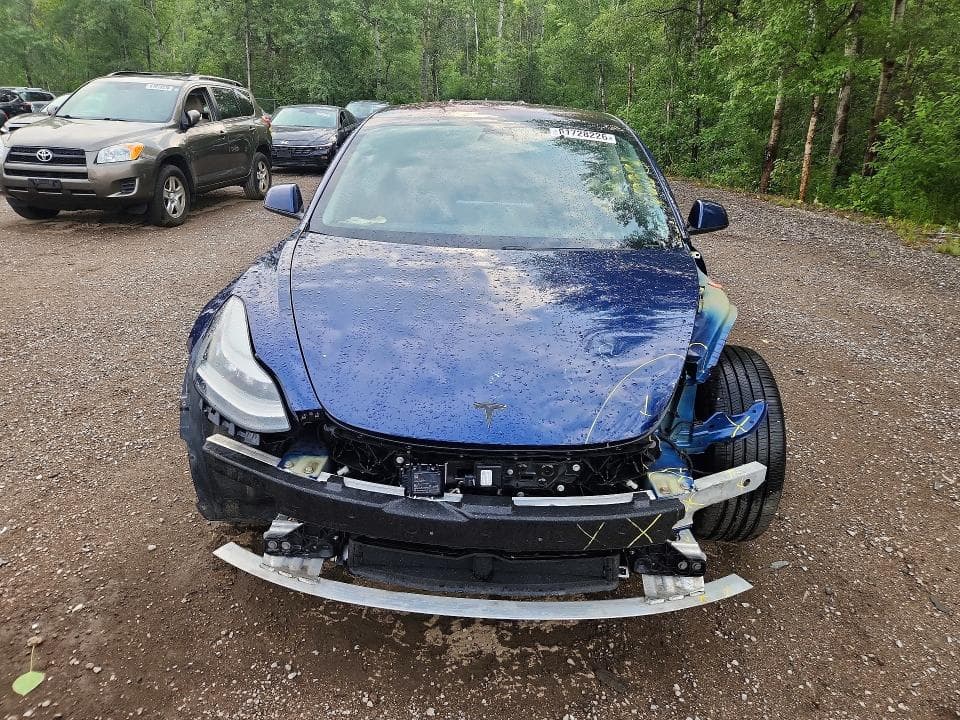 2018 TESLA MODEL 3 5