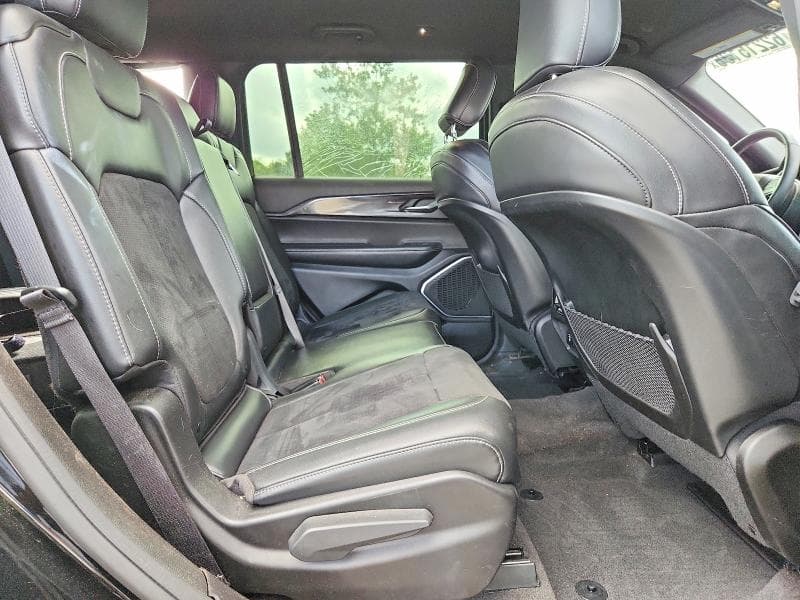 2022 JEEP GRAND CHEROKEE L LAREDO 11