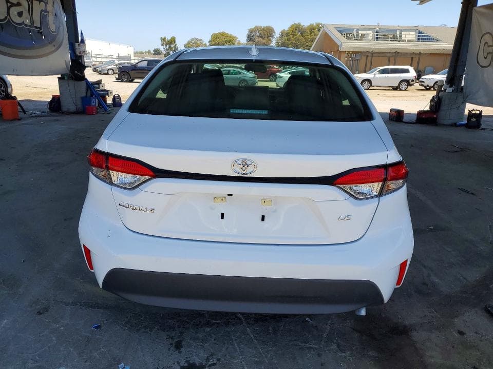 2026 TOYOTA COROLLA LE 6