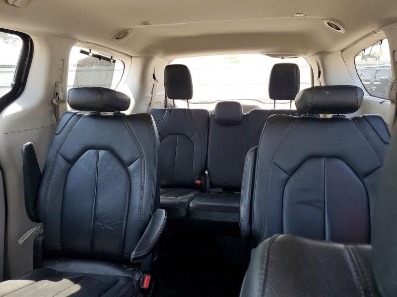 2019 CHRYSLER PACIFICA TOURING L 10