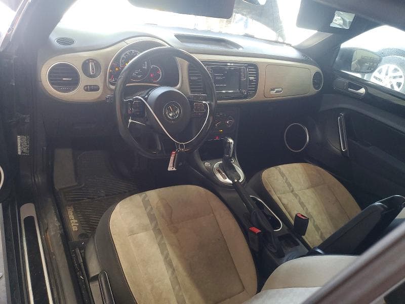 2018 VOLKSWAGEN BEETLE S 8