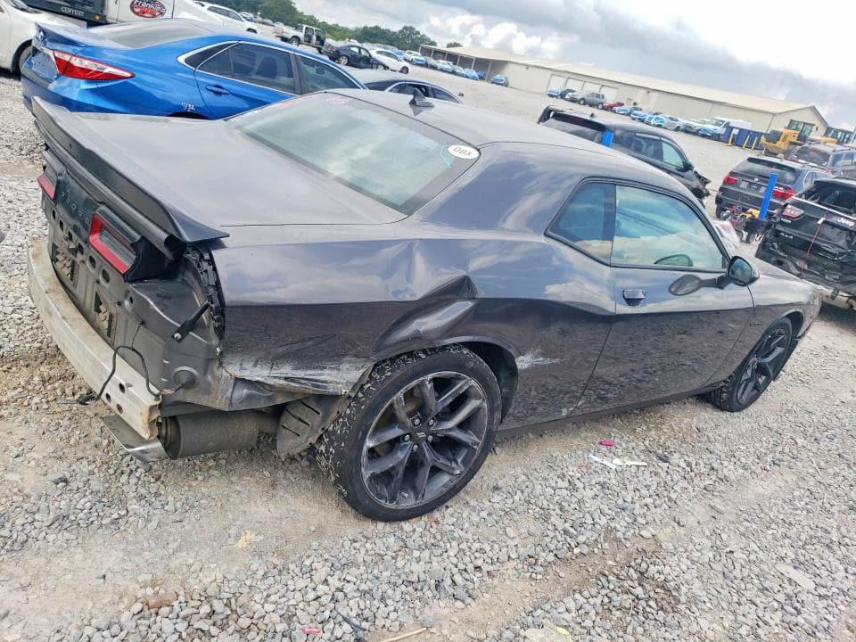2022 DODGE CHALLENGER R/T 3