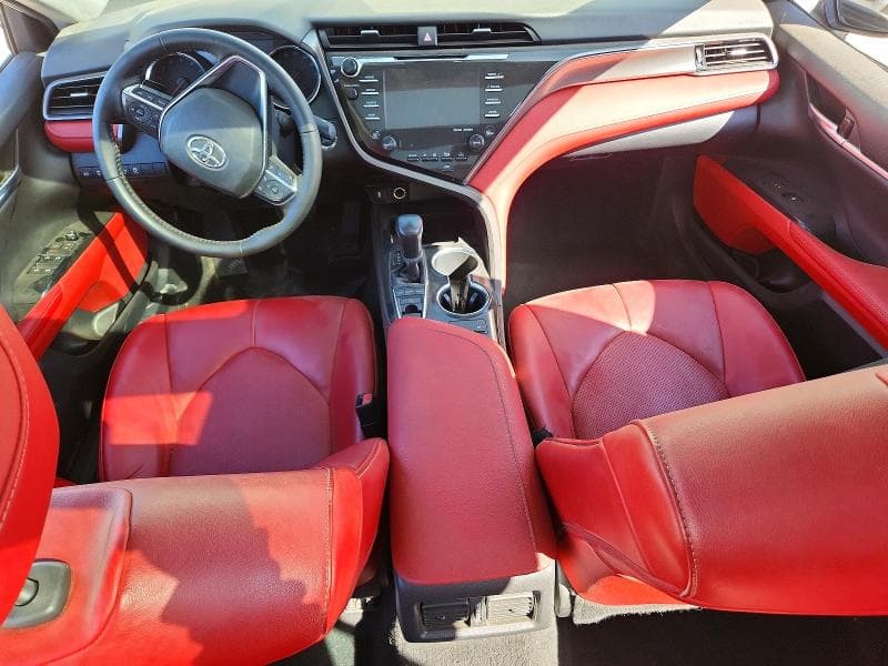 2020 TOYOTA CAMRY XSE 8