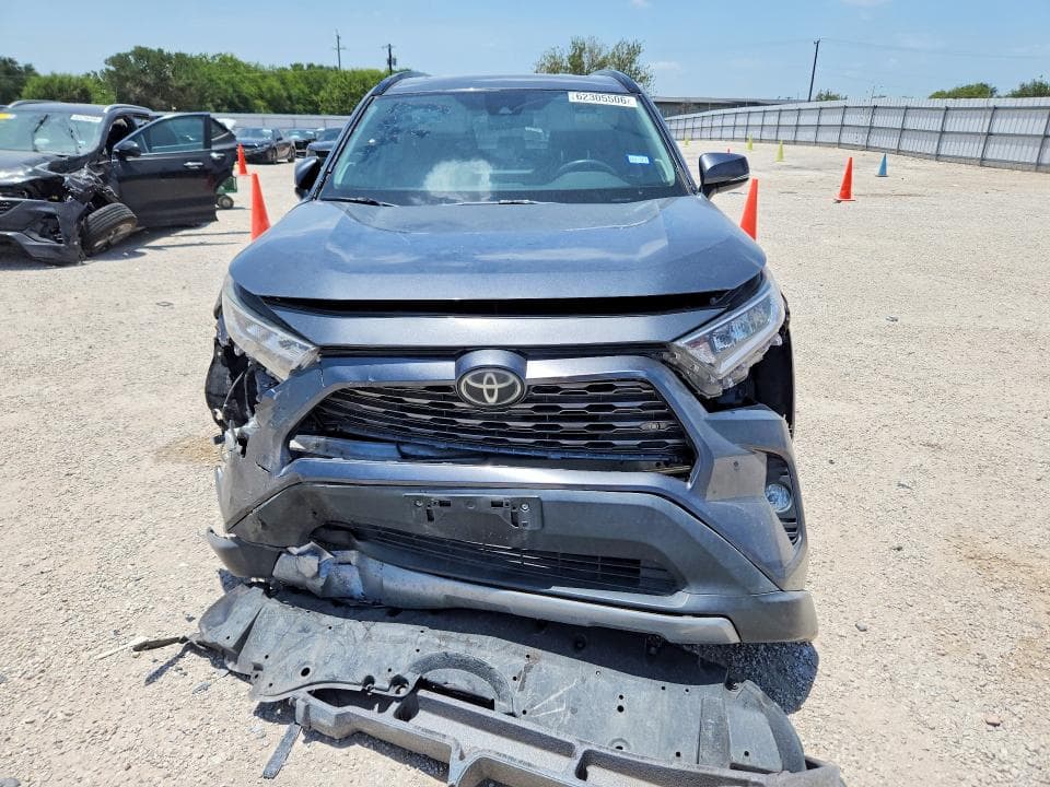 2019 TOYOTA RAV4 LIMITED 5