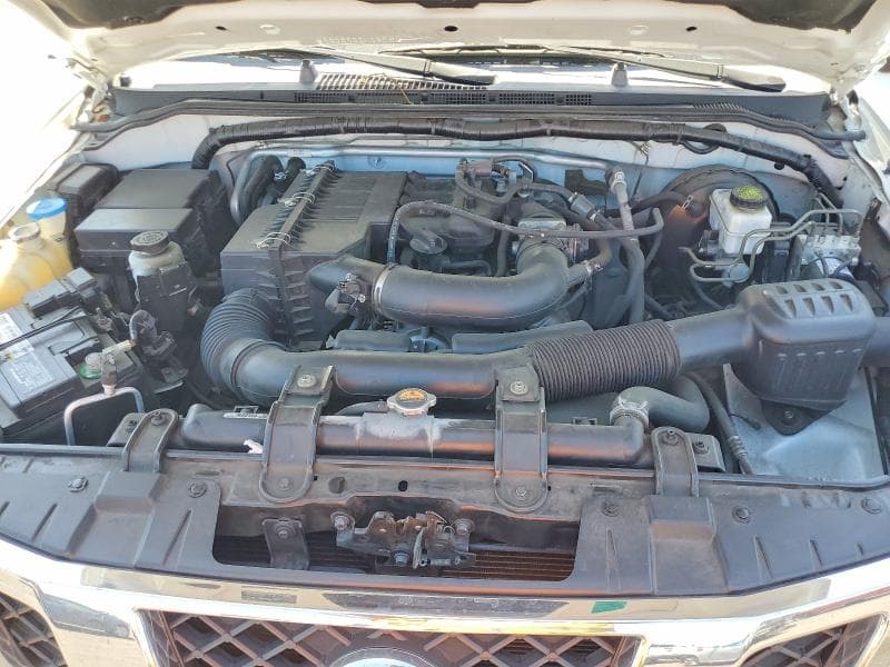 2019 NISSAN FRONTIER S 11