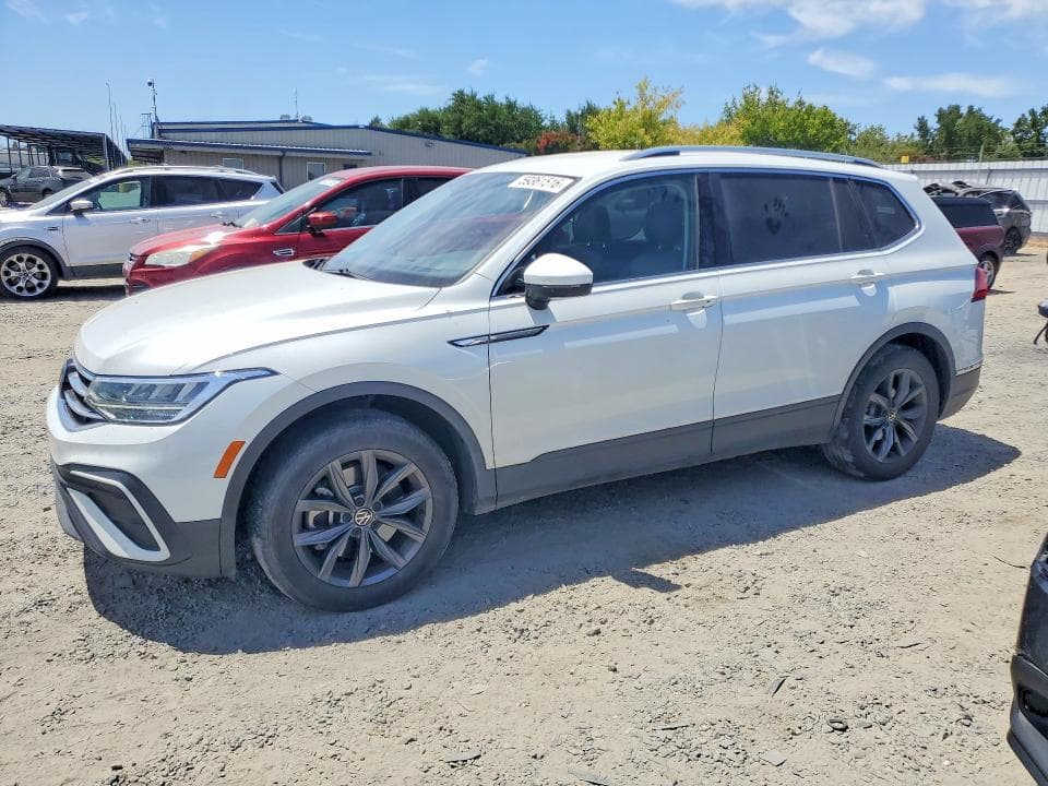 2023 VOLKSWAGEN TIGUAN SE - 1