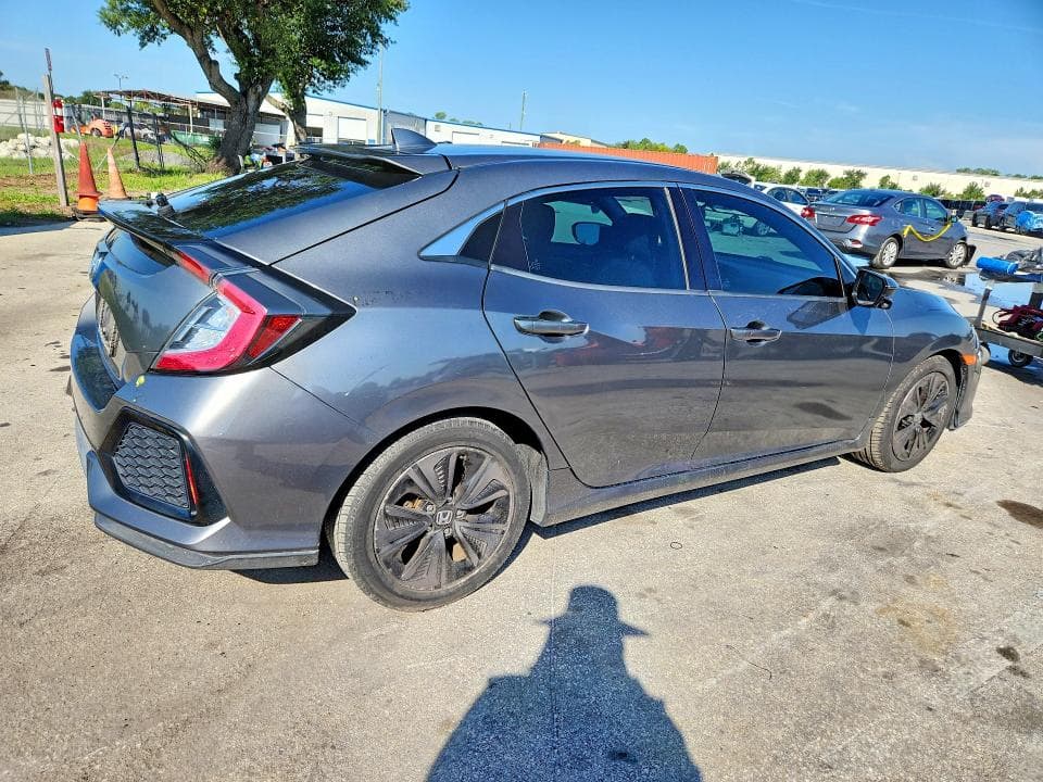 2017 HONDA CIVIC EX 3