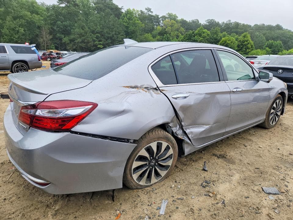 2017 HONDA ACCORD HYBRID 3