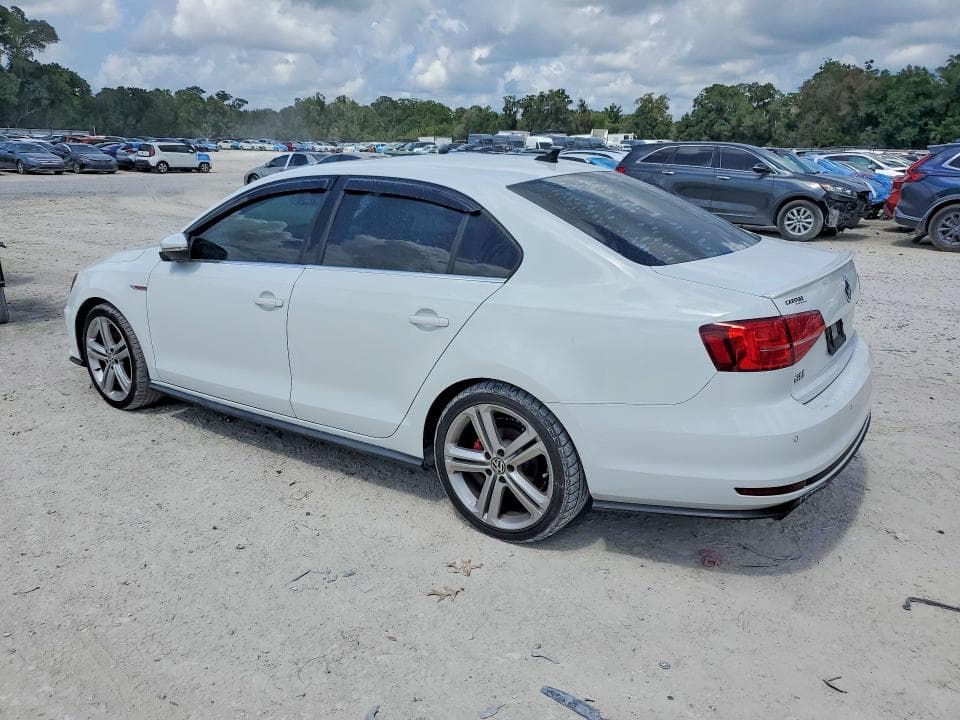 2017 VOLKSWAGEN JETTA GLI 2