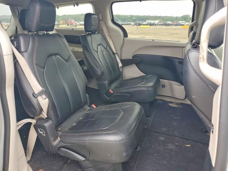 2017 CHRYSLER PACIFICA TOURING L 11