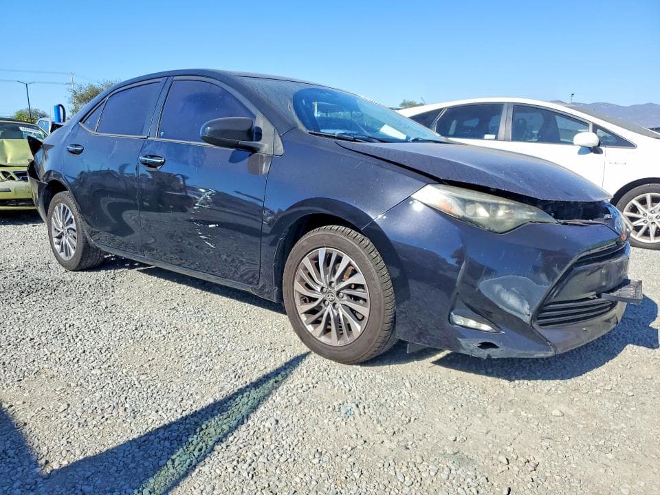 2017 TOYOTA COROLLA XLE 4