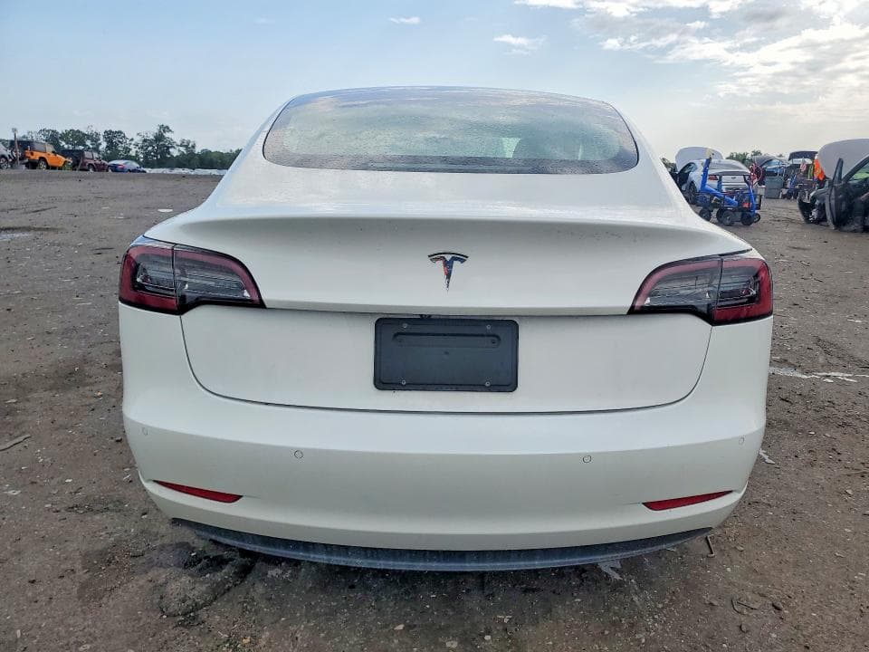 2020 TESLA MODEL 3 6
