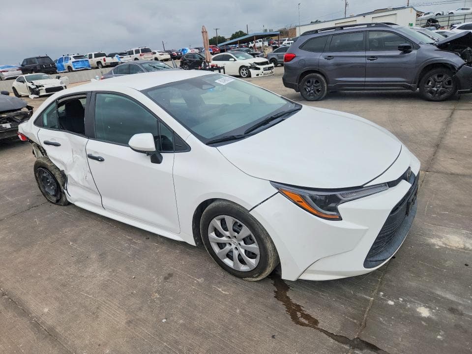 2023 TOYOTA COROLLA LE 4