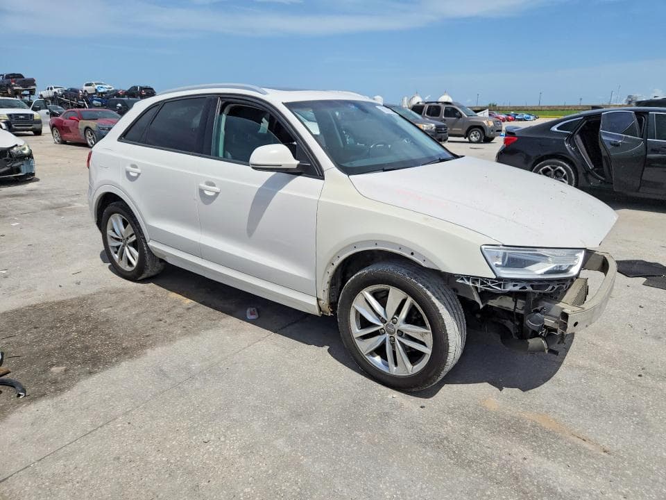 2017 AUDI Q3 PREMIUM 4