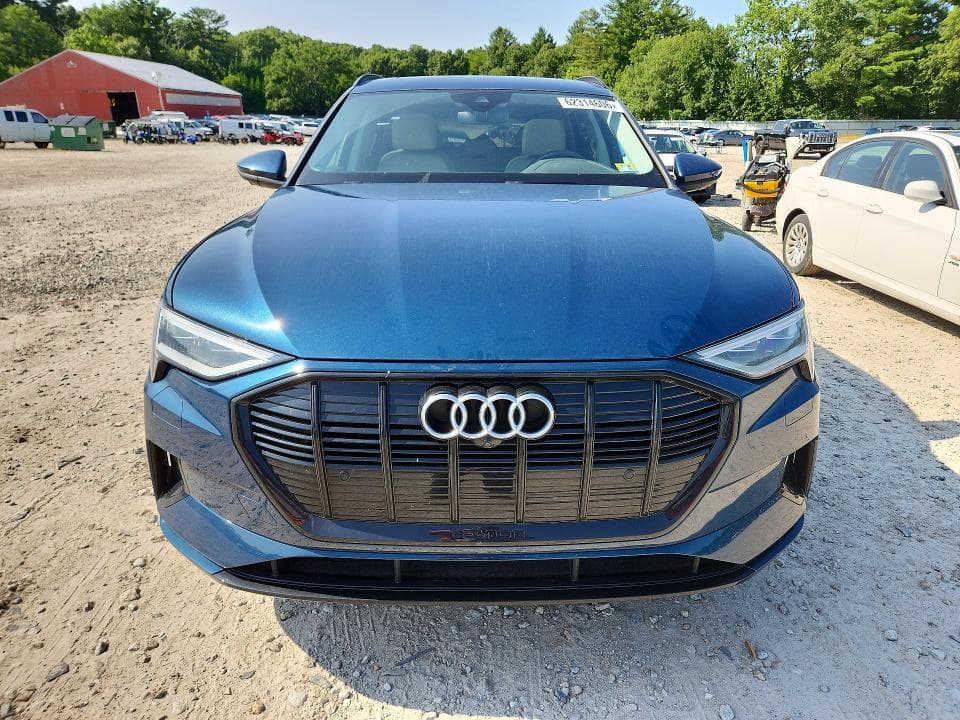 2021 AUDI E-TRON PREMIUM 5