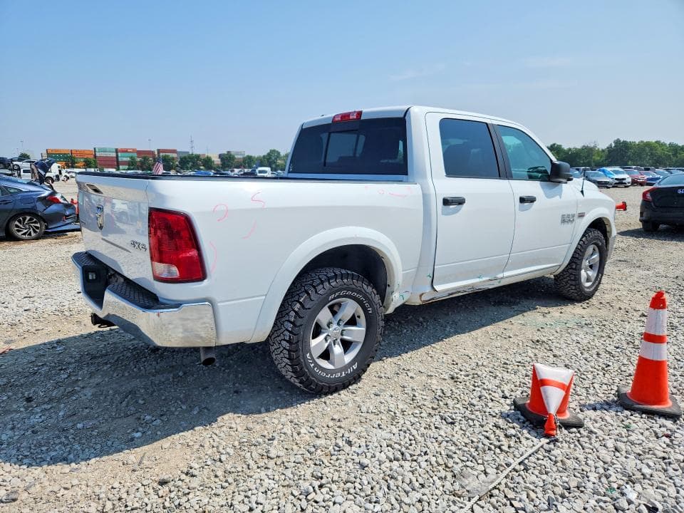 2018 RAM 1500 SLT 3