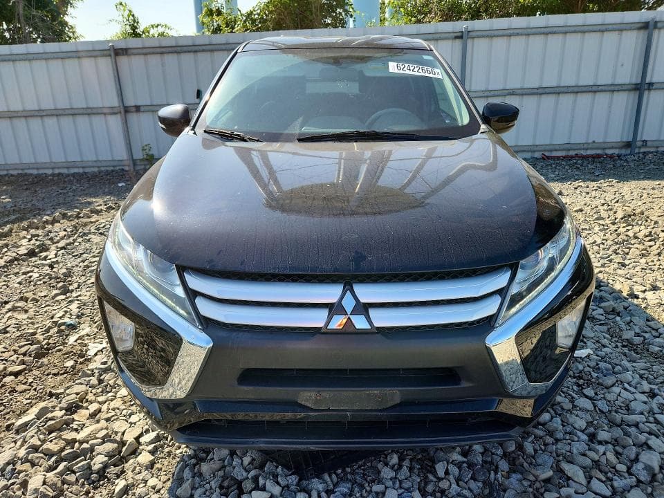 2020 MITSUBISHI ECLIPSE CROSS ES 5