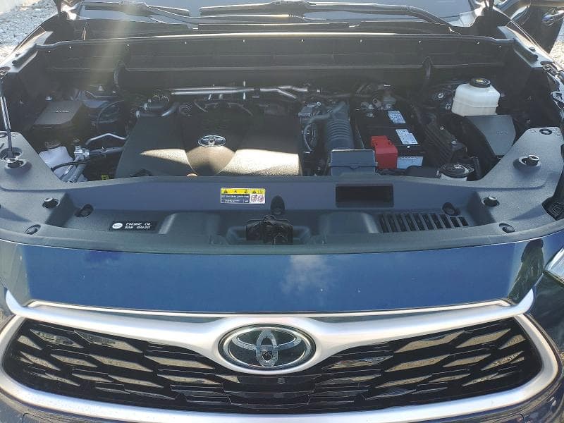 2022 TOYOTA HIGHLANDER L 12
