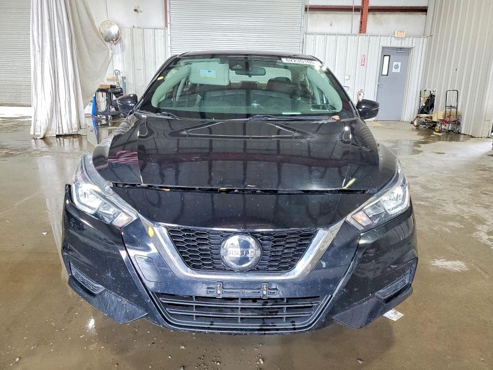 2021 NISSAN VERSA SV 5
