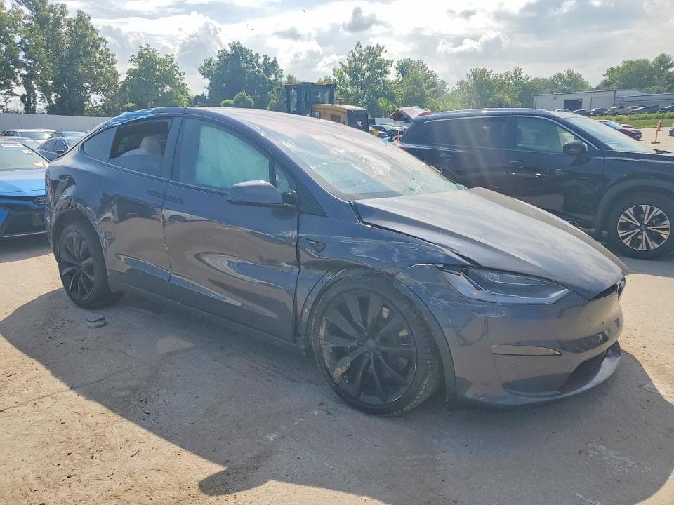 2023 TESLA MODEL X 4